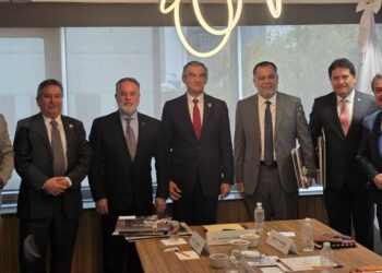 Américo Villarreal impulsa agenda con CANACAR y CONCAMIN para fortalecer la competitividad de Tamaulipas
