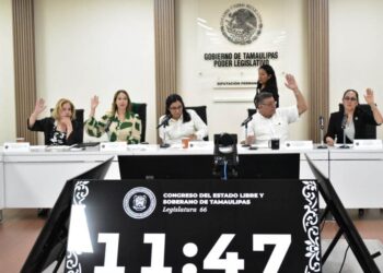Fortalecen Ley de Tránsito para evitar obstrucciones de espacios de estacionamiento