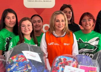 Concluye Familia UAT la colecta de útiles escolares “Impulsando Corazones 2026”