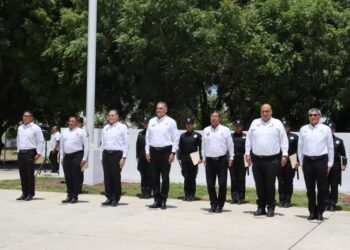 Entrega SSPT constancias a egresados del 22 escalón de Medicina Táctica Policial