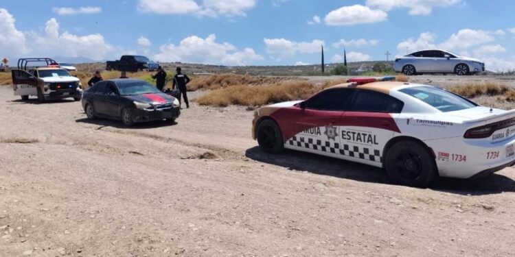 Guardia Estatal asegura vehículo en Tula