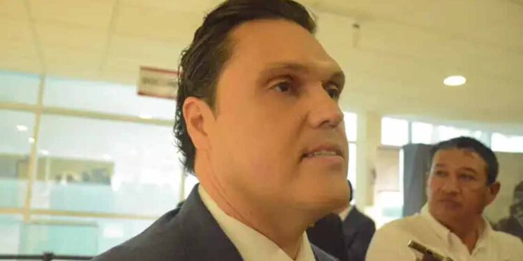 Exige Prieto a Cabeza de Vaca aclarar doble nacionalidad; morenistas acusados están aquí