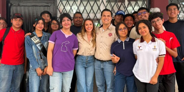 Lleva brigada Humberto Prieto Herrera a vecinos de la colonia Jarachina Sur