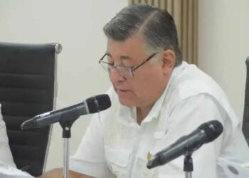 Pide Claudio de Leija que Morena defina candidaturas con encuestas y sin “oportunistas”