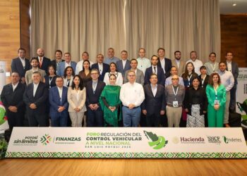 Tamaulipas participa en foro nacional para fortalecer el control vehicular y la coordinación fiscal
