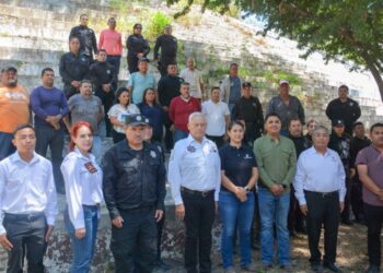 Capacitan a agrupamientos Montado y Canino en prevención del gusano barrenador