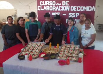 Adolescentes en conflicto con la Ley Penal reciben capacitación gastronómica en Reynosa