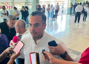 Impulsa STPS fortalecimiento de emprendimientos con entrega de equipamiento