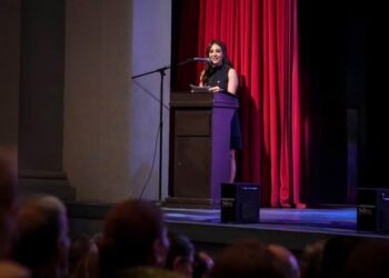 Celebra UT Matamoros su 25 aniversario honrando a docentes y personal fundador