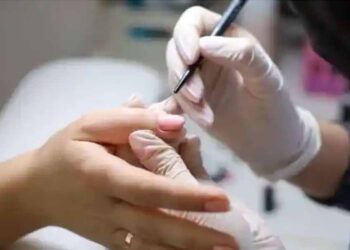 Piden reglas de higiene para servicios de manicure y pedicure
