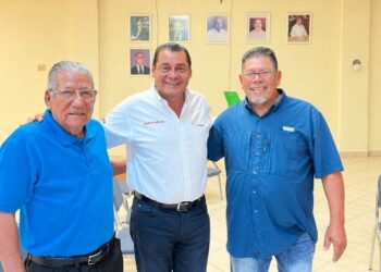 Arropa Carlos de Anda las manos que construyen Nuevo Laredo