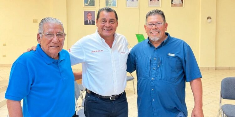 Arropa Carlos de Anda las manos que construyen Nuevo Laredo