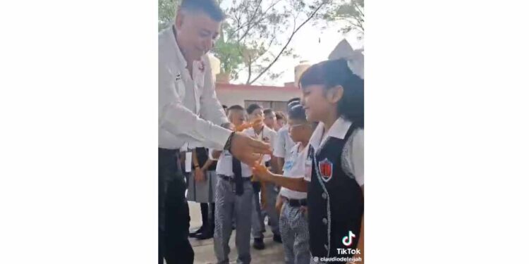Crónica de la miseria: Dos lápices y una sonrisa