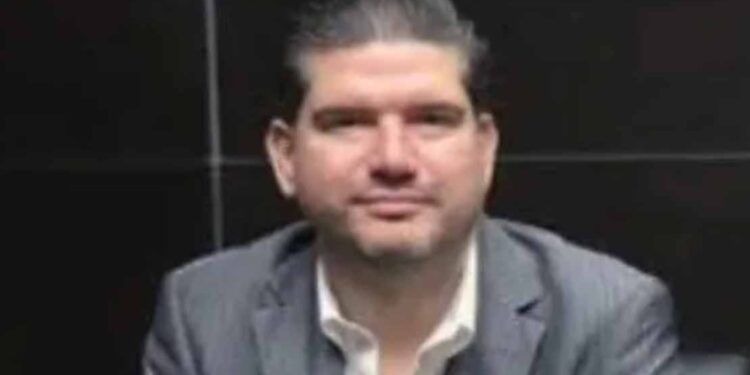 Relevo de secretario General del Congreso; se va Ochoa García y llega Armando García Pedraza