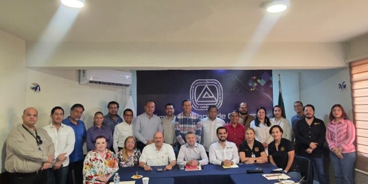 Simplificación y digitalización de trámites empresariales avanza en Reynosa: Canaco