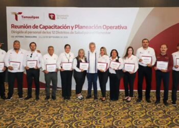 Refuerza secretario de Salud trabajo en equipo con los Distritos de Salud