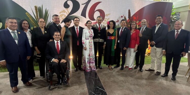 Se suma Congreso a festejos patrios