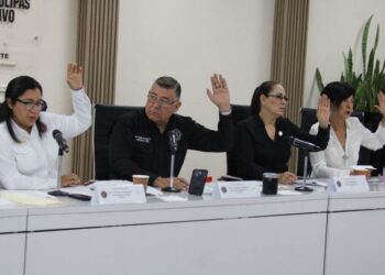 Emite congreso disposiciones para informe de diputados y ediles