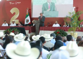 En Hidalgo, reitera Américo colaboración para impulsar desarrollo de los municipios