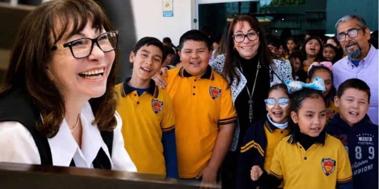 De las aulas a la tribuna, Blanca Anzaldúa: una vida entregada al servicio público