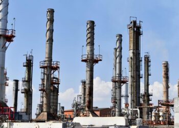 Fitch ratifica el fortalecimiento del perfil crediticio de PEMEX