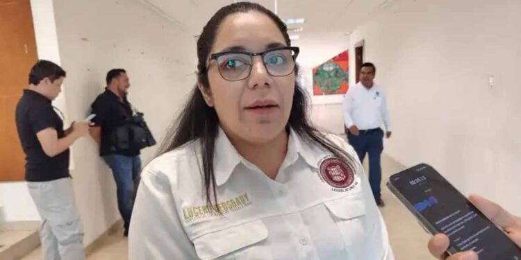 Pide diputada “punto medio” en regulación de celulares en escuelas
