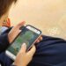 Plantean que cada escuela establezca reglas para el uso de celulares