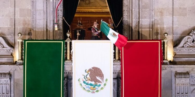 Sheinbaum reivindica soberanía y diversidad durante el Grito de Independencia
