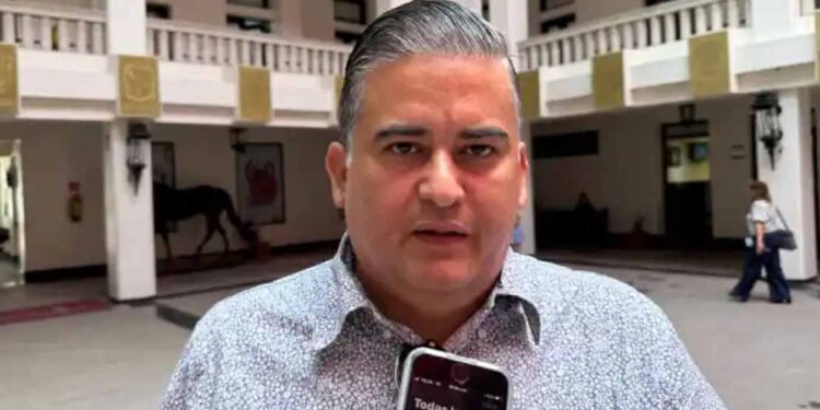 Pide regidor no avorazarse; asegura estará en terna de Morena a alcaldía