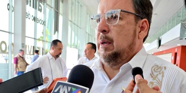 Avanza gobierno de Américo en el fortalecimiento de la educación: SET