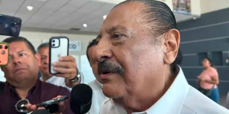 SNTE respalda restricción de celulares en las aulas