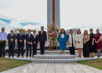 “La UAT es una universidad moderna, dinámica, con rostro humano y corazón social”: rector Dámaso Anaya