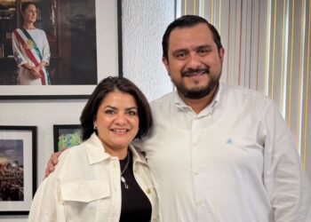 Úrsula Salazar y Aguilar Castillejos acercan posiciones rumbo a 2027