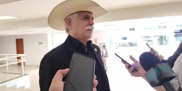 Al final, aún se puede participar pese a reforma contra doble nacionalidad: Verástegui