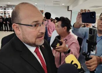 Calabazo se descarta para el 2027; está enfocado en su cargo