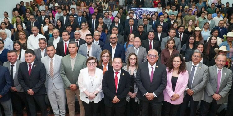 Inauguran Congreso de Ciencias Veterinarias en el 69 Aniversario de la FMVZ de la UAT